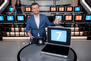 World First for Deal or No Deal Live 